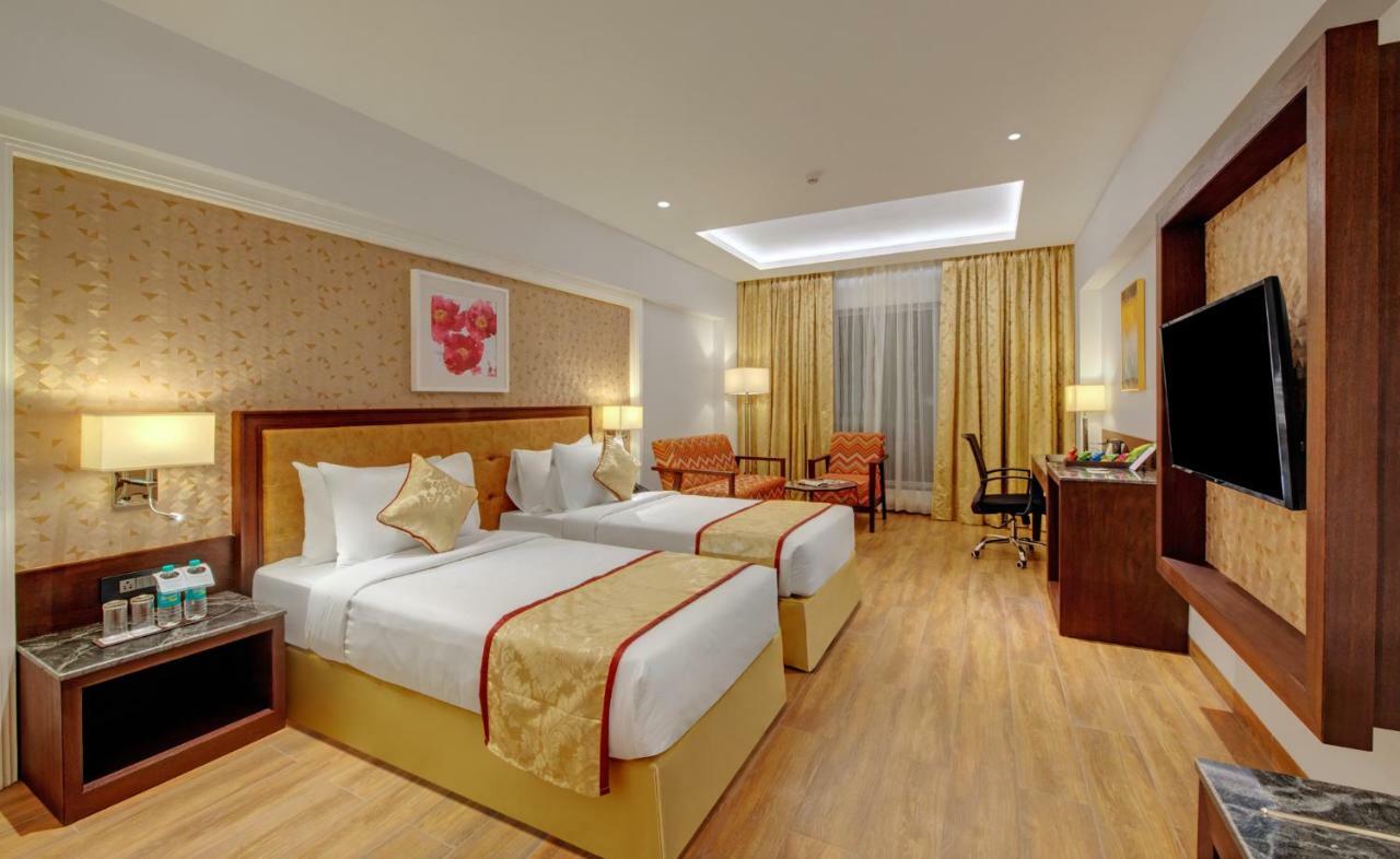 The Fern Residency, Satara Maharashtra Hotel Buitenkant foto