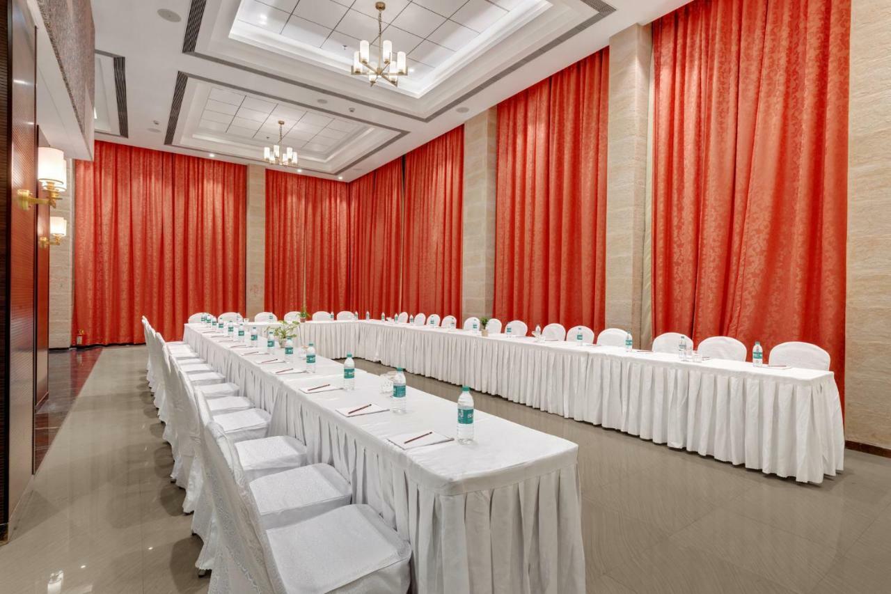 The Fern Residency, Satara Maharashtra Hotel Buitenkant foto